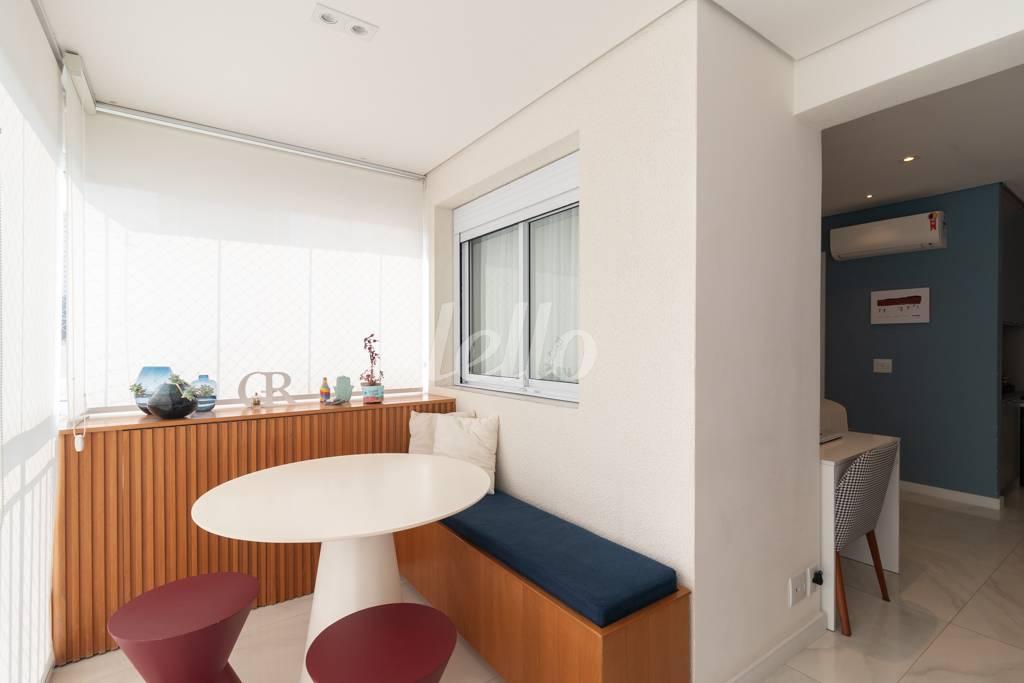 AREA GOURMET de Apartamento à venda, Padrão com 70 m², 2 quartos e 1 vaga em Quinta da Paineira - São Paulo