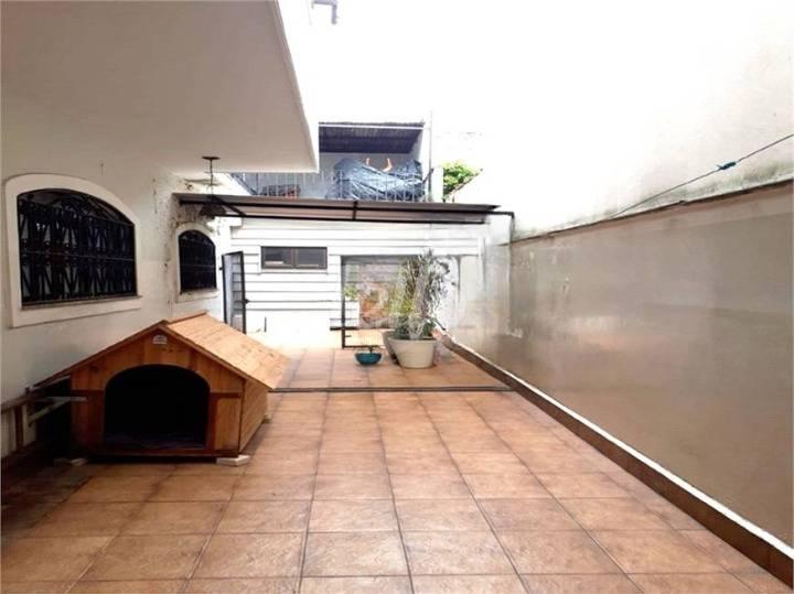 GARAGEM de Casa à venda, sobrado com 233 m², 4 quartos e 6 vagas em Pari - São Paulo