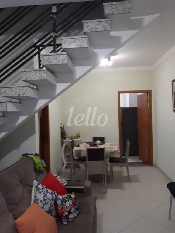 SALA de Casa à venda, em condomínio - sobrado com 97 m², 3 quartos e 3 vagas em Vila Rosa - São Paulo