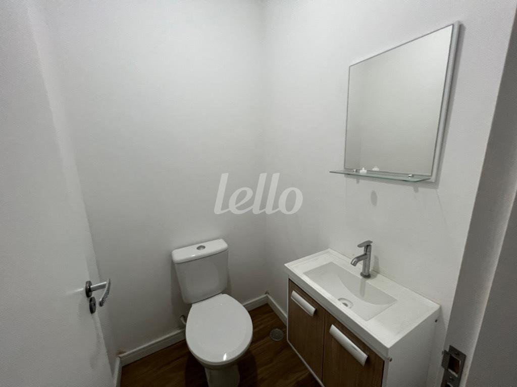 WC de Prédio Comercial à venda, Multiusuário com 506 m², e em Mooca - São Paulo