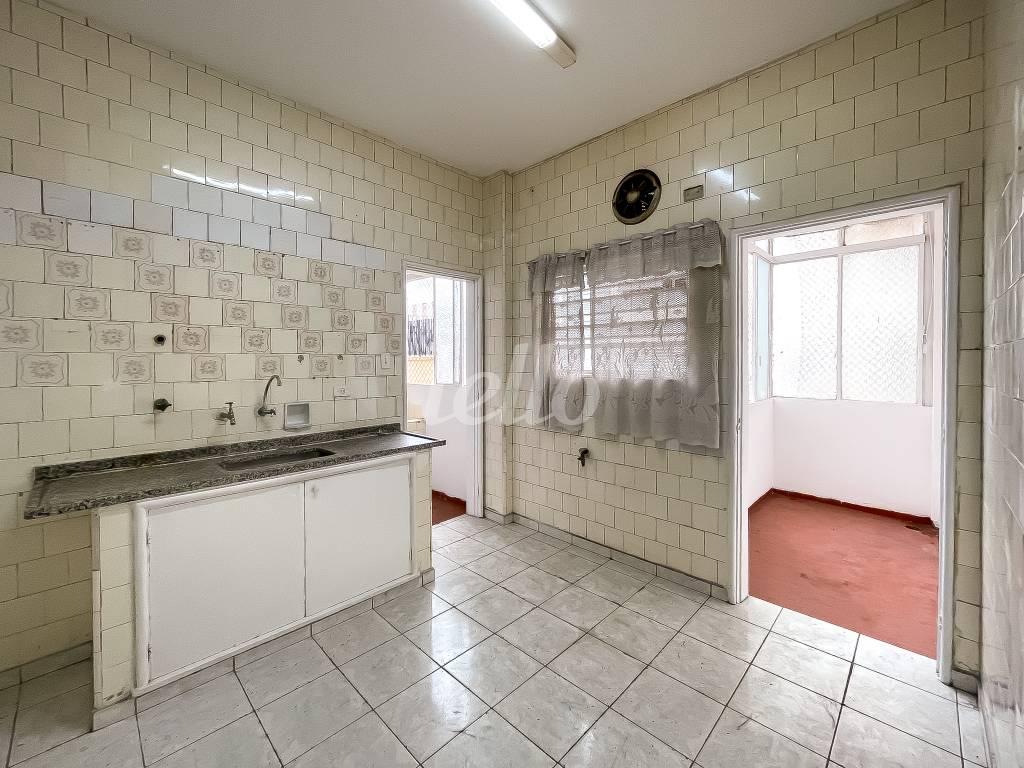 COZINHA de Apartamento à venda, Padrão com 105 m², 2 quartos e 1 vaga em Cerqueira César - São Paulo