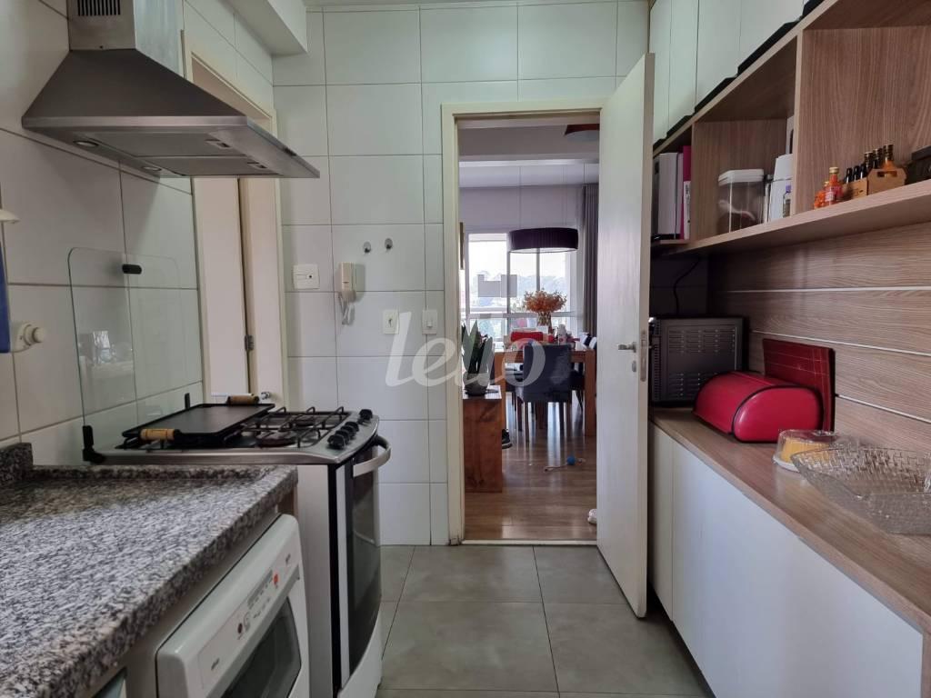 COZINHA de Apartamento à venda, Padrão com 130 m², 3 quartos e 2 vagas em Vila Baeta Neves - São Bernardo do Campo