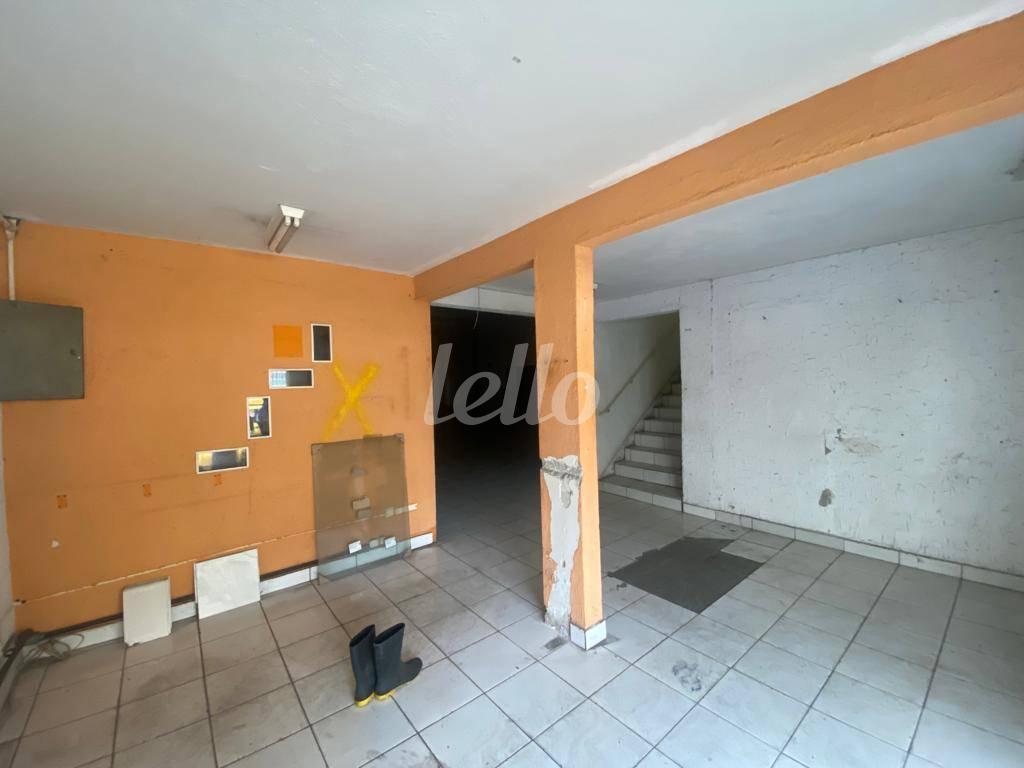 SALÃO/RECEPÇÃO de Salão para alugar, Padrão com 570 m², e em Rudge Ramos - São Bernardo do Campo