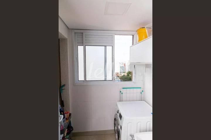 ÁREA DE SERVIÇO de Apartamento à venda, Padrão com 63 m², 2 quartos e 1 vaga em Chácara Inglesa - São Paulo