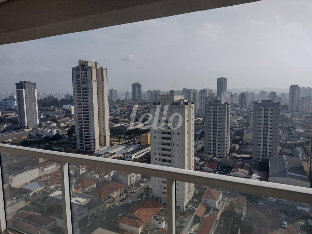VISTA de Apartamento à venda, Padrão com 134 m², 3 quartos e 5 vagas em Vila Bertioga - São Paulo