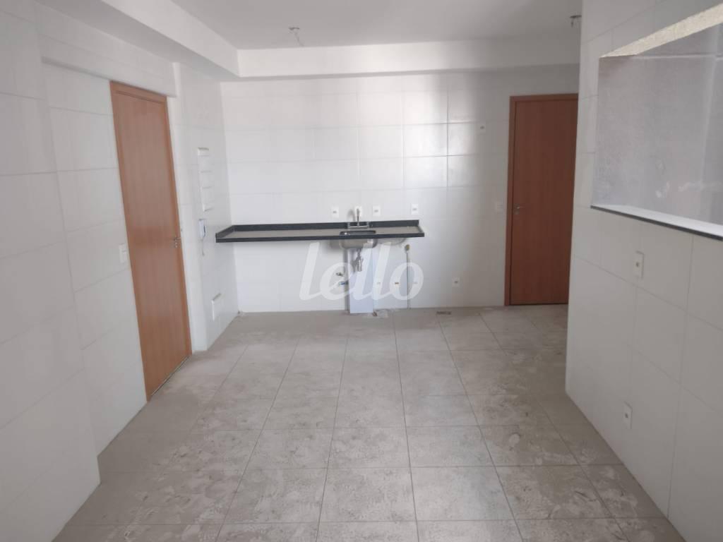 COZINHA de Apartamento à venda, Padrão com 134 m², 3 quartos e 3 vagas em Vila Bertioga - São Paulo