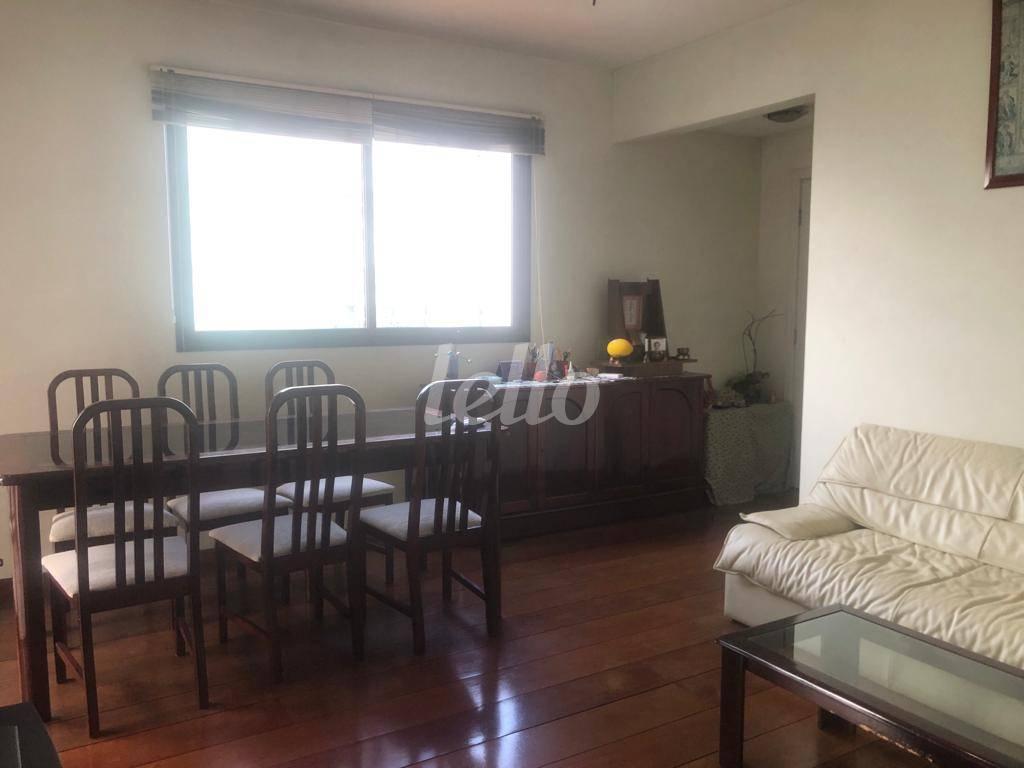SALA de Apartamento à venda, Padrão com 100 m², 3 quartos e 3 vagas em Vila Mariana - São Paulo