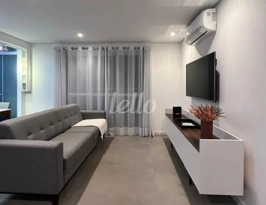 SALA de Apartamento para alugar, Padrão com 57 m², 1 quarto e 1 vaga em Vila Madalena - São Paulo
