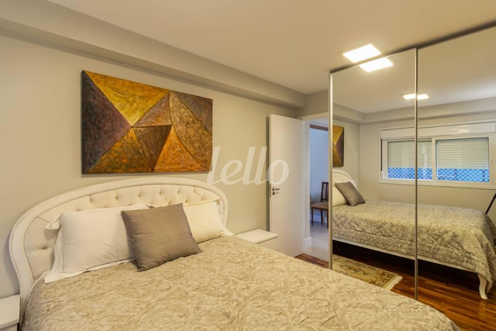 SUITE 1 de Apartamento à venda, Padrão com 130 m², 2 quartos e 2 vagas em Vila Madalena - São Paulo