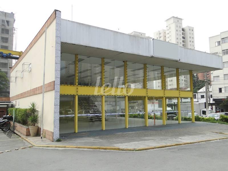 FACHADA de Loja para alugar, Padrão com 550 m², e 6 vagas em Brooklin Paulista - São Paulo