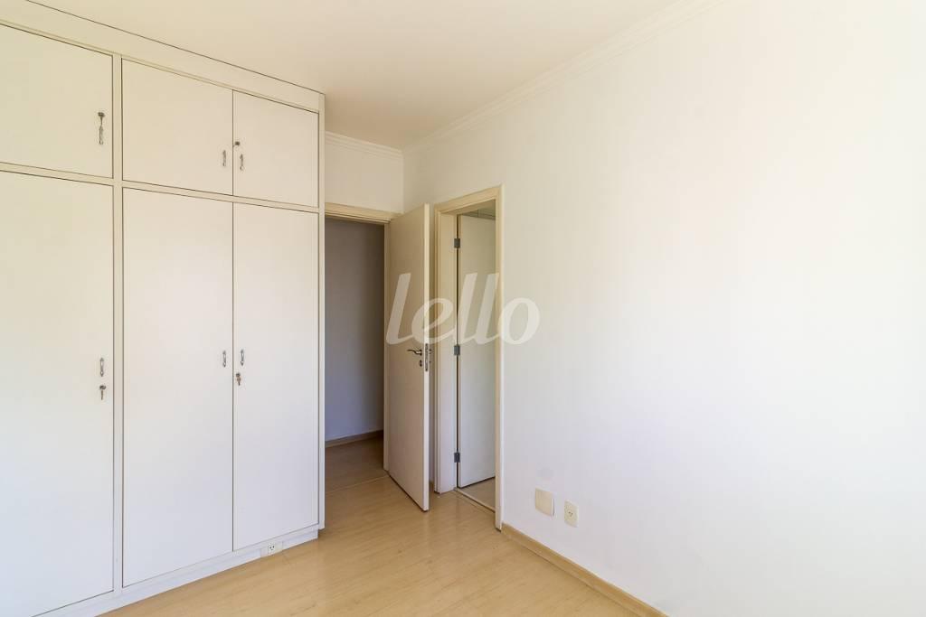 SUITE 2 de Apartamento para alugar, Padrão com 155 m², 3 quartos e 3 vagas em Campo Belo - São Paulo