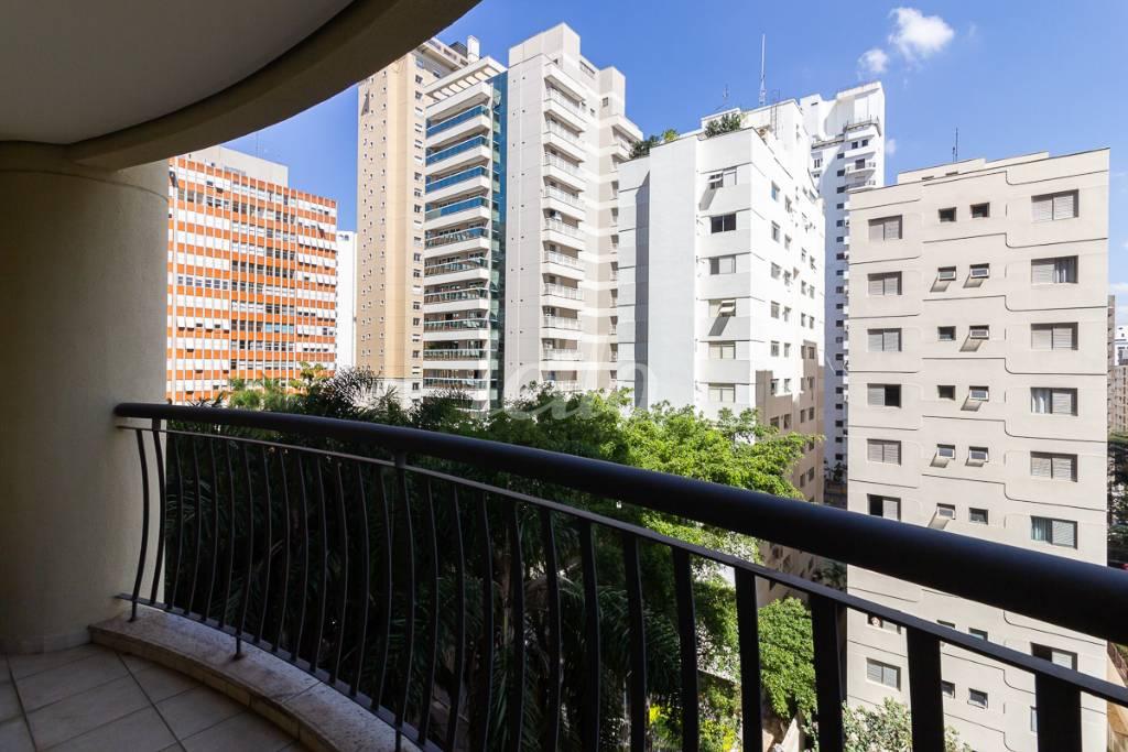 VARANDA de Apartamento à venda, Padrão com 50 m², e 1 vaga em Jardim Paulista - São Paulo