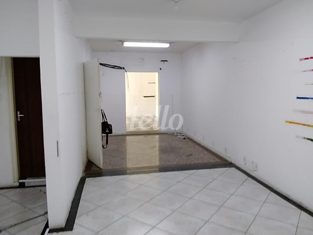 SALA de Casa para alugar, sobrado com 130 m², e 2 vagas em Brooklin Paulista - São Paulo