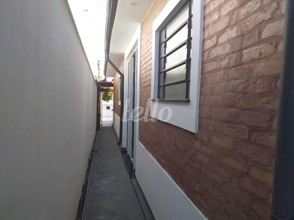 CORREDOR EXTERNO de Casa à venda, térrea com 62 m², 1 quarto e 1 vaga em Vila Prudente - São Paulo