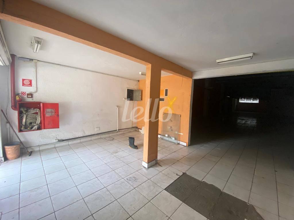 SALÃO/RECEPÇÃO de Salão para alugar, Padrão com 570 m², e em Rudge Ramos - São Bernardo do Campo