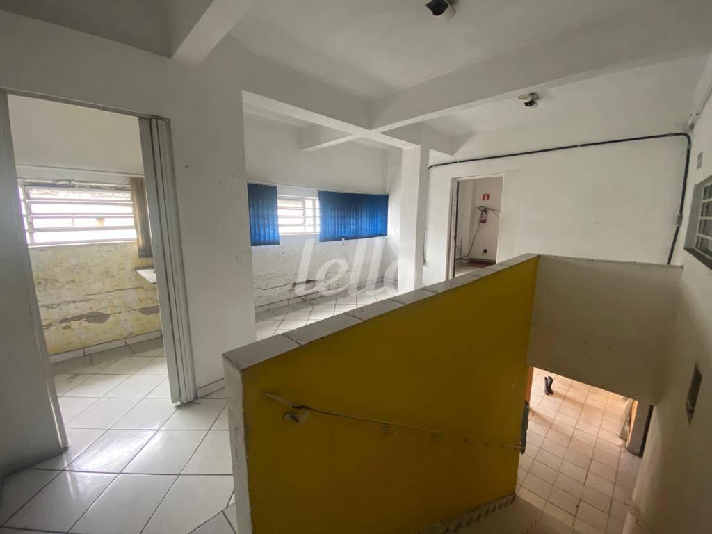 PISO SUPERIOR de Salão para alugar, Padrão com 570 m², e em Rudge Ramos - São Bernardo do Campo