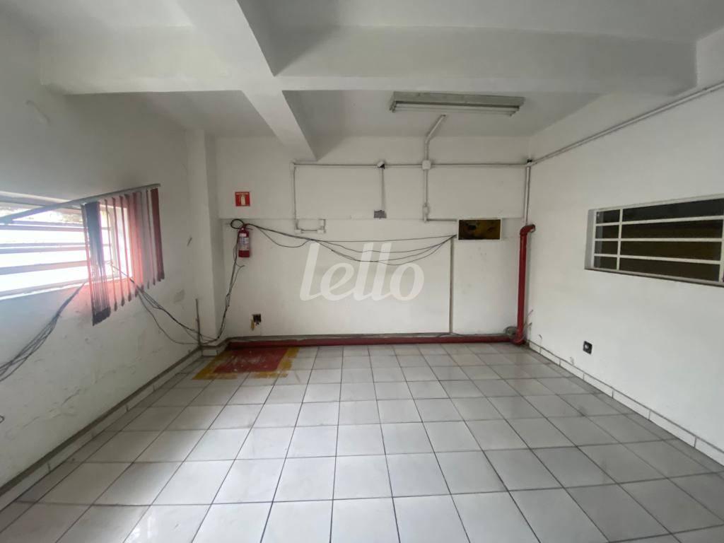 SALA DO PISO SUPERIOR de Salão para alugar, Padrão com 570 m², e em Rudge Ramos - São Bernardo do Campo