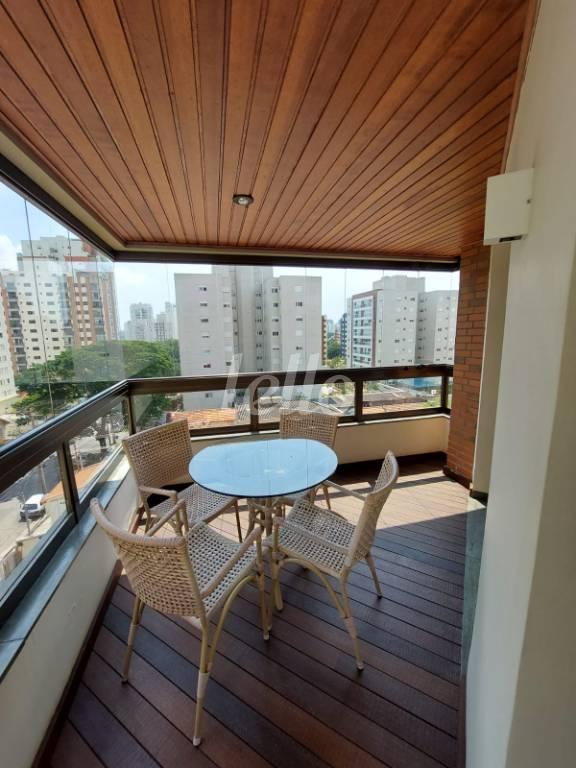 VARANDA de Apartamento à venda, Padrão com 162 m², 4 quartos e 3 vagas em Vila Leopoldina - São Paulo