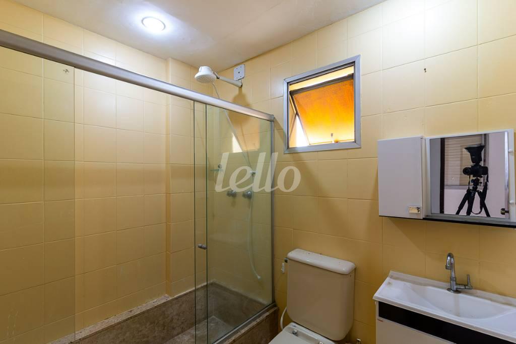 BANHEIRO de Apartamento para alugar, Padrão com 80 m², 2 quartos e 1 vaga em Campo Belo - São Paulo