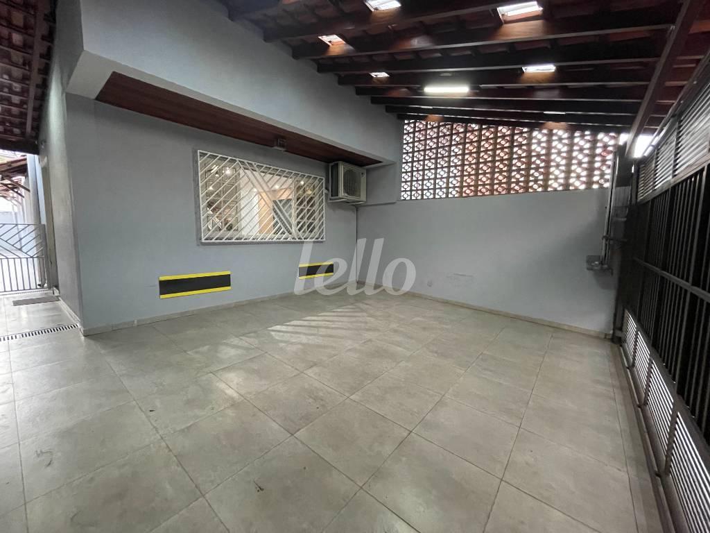 GARAGEM de Casa à venda, sobrado com 280 m², 4 quartos e 2 vagas em Ipiranga - São Paulo