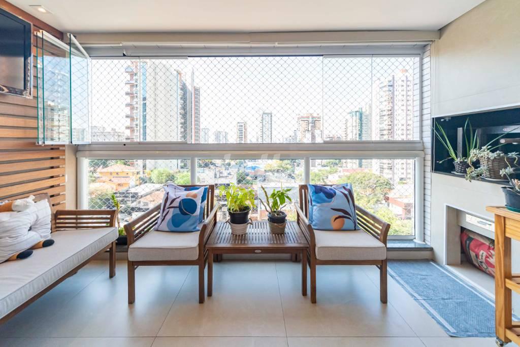 VARANDA DA SALA de Apartamento à venda, Padrão com 122 m², 3 quartos e 3 vagas em Jardim - Santo André