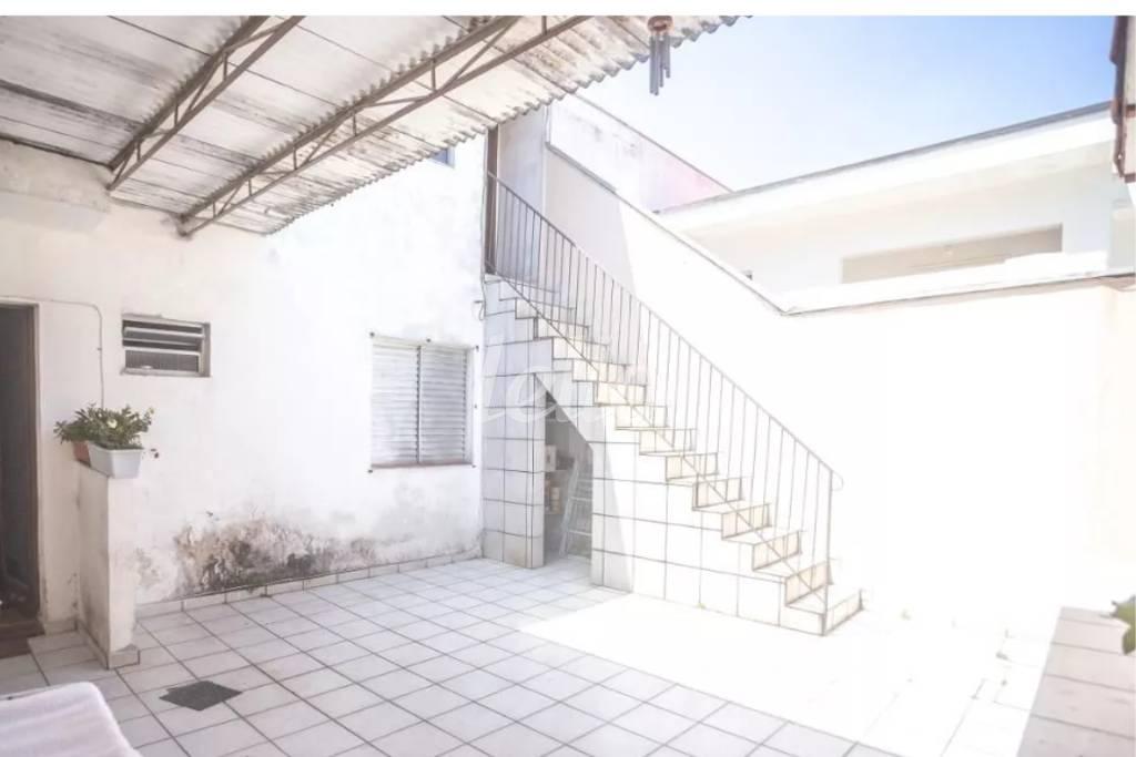 ÁREA EXTERNA de Casa à venda, térrea com 298 m², 3 quartos e 3 vagas em Vila Marli - São Bernardo do Campo