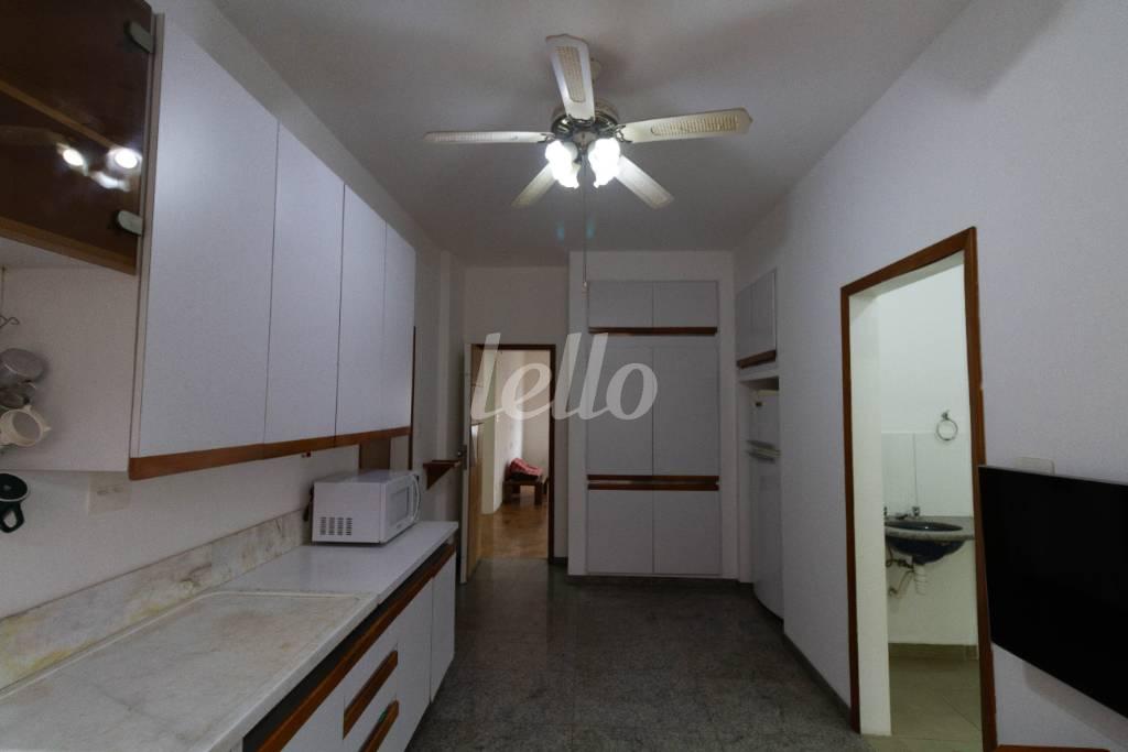 COPA de Apartamento à venda, Padrão com 292 m², 3 quartos e 2 vagas em Bela Vista - São Paulo