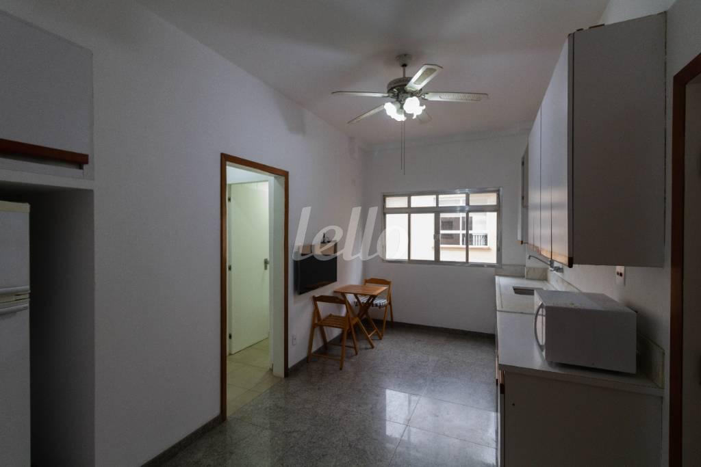 COPA de Apartamento à venda, Padrão com 292 m², 3 quartos e 2 vagas em Bela Vista - São Paulo