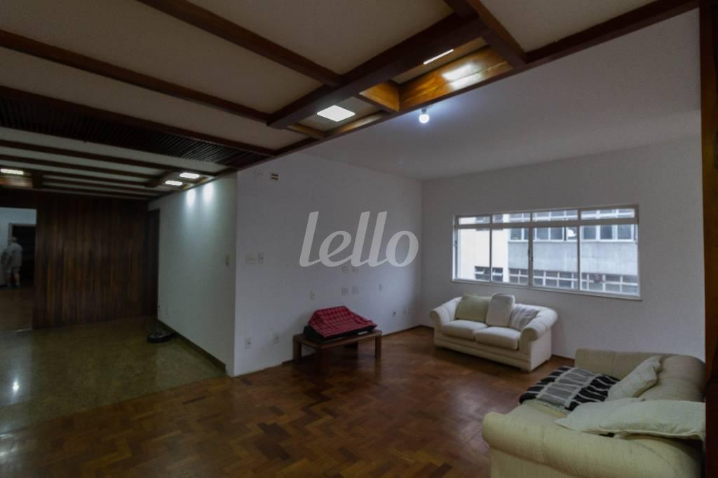 SALA DE ESTAR de Apartamento à venda, Padrão com 292 m², 3 quartos e 2 vagas em Bela Vista - São Paulo