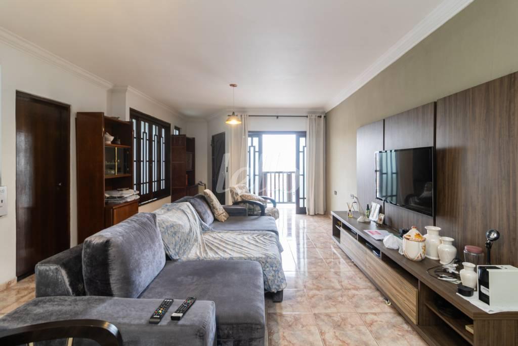 02 SALA de Casa para alugar, assobradada com 160 m², 3 quartos e 2 vagas em Parque Das Nações - Santo André