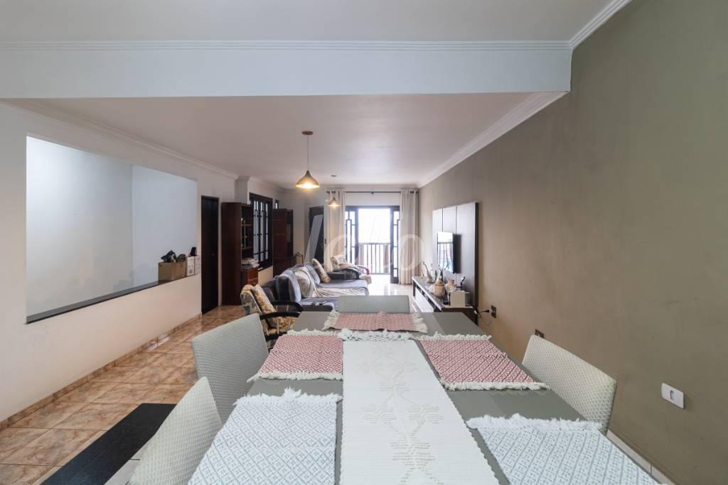 05 SALA de Casa para alugar, assobradada com 160 m², 3 quartos e 2 vagas em Parque Das Nações - Santo André