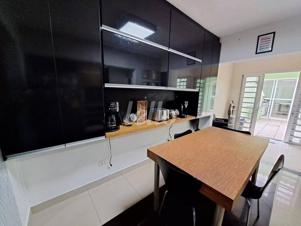 COZINHA de Casa à venda, assobradada com 320 m², 4 quartos e 4 vagas em Vila Alpina - Santo André