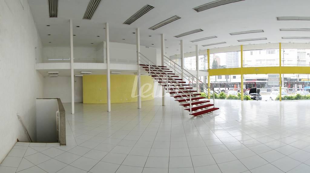 LOJA de Loja para alugar, Padrão com 550 m², e 6 vagas em Brooklin Paulista - São Paulo