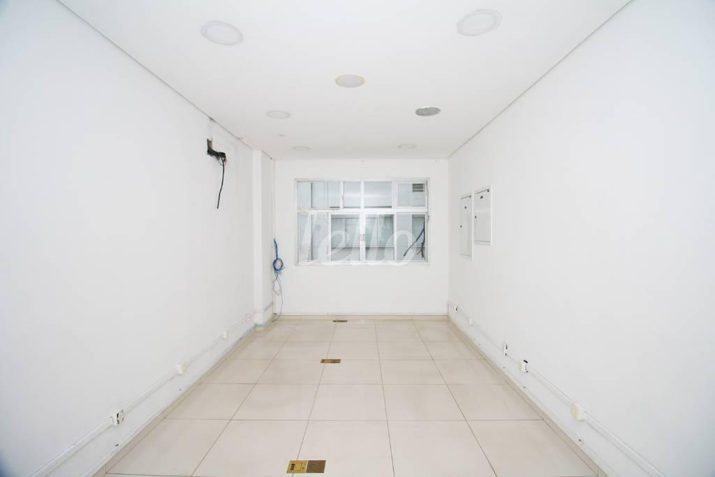 SALA 5 de Sala / Conjunto para alugar, Padrão com 233 m², e 4 vagas em Bela Vista - São Paulo