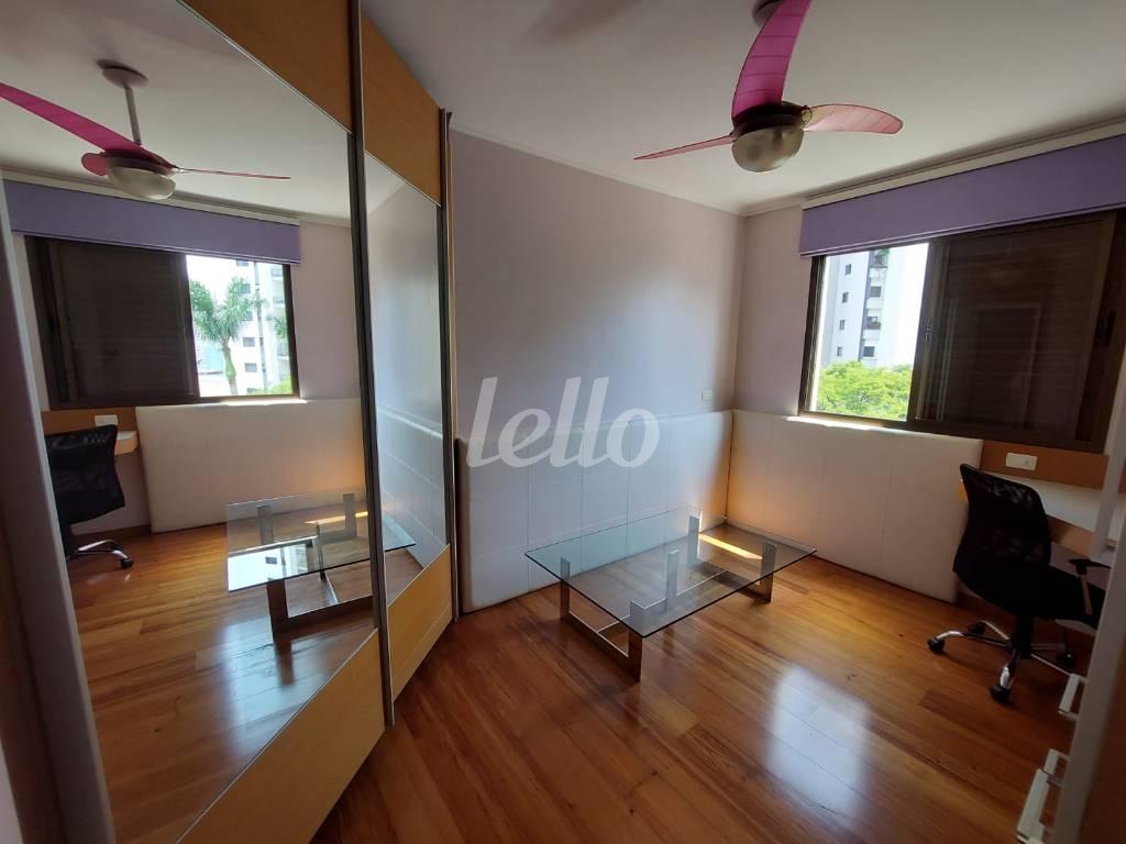 QUARTO de Apartamento à venda, Padrão com 162 m², 4 quartos e 3 vagas em Vila Leopoldina - São Paulo