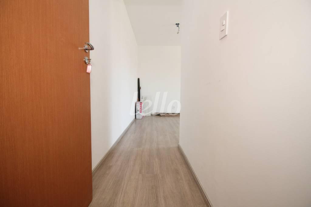 ENTRADA de Apartamento para alugar, Padrão com 64 m², 2 quartos e 2 vagas em Centro - Santo André