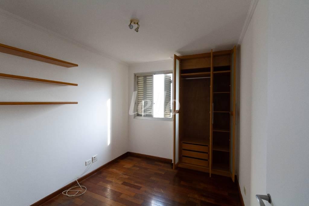 DORMITÓRIO 2 de Apartamento para alugar, Padrão com 106 m², 3 quartos e 2 vagas em Vila Suzana - São Paulo