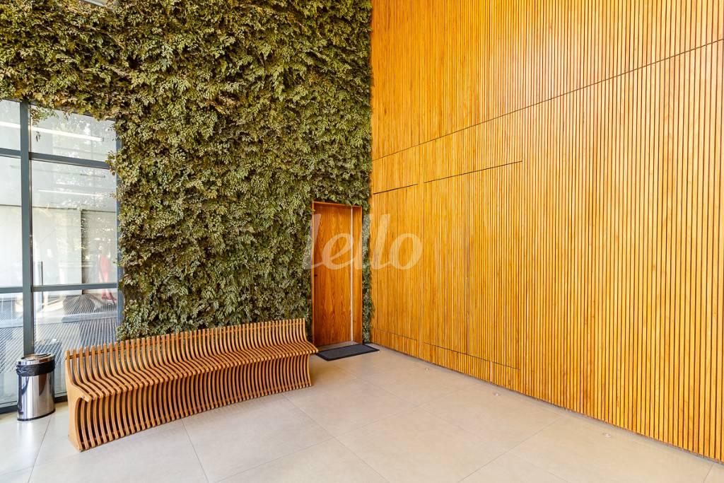 HALL de Sala / Conjunto para alugar, Padrão com 369 m², e 11 vagas em Pinheiros - São Paulo