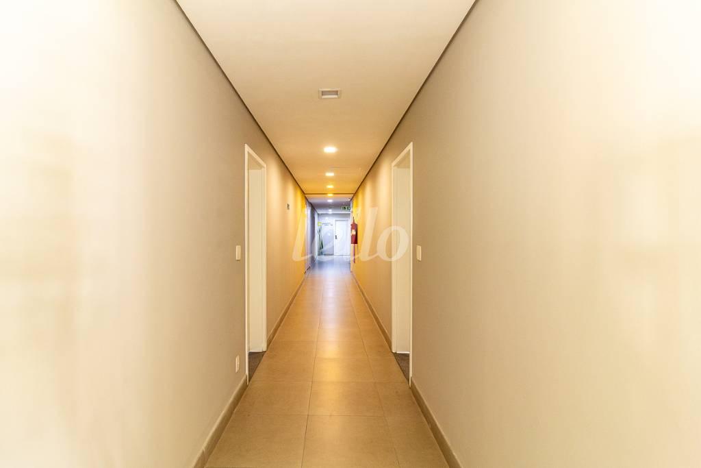CORREDOR DAS SALAS de Sala / Conjunto para alugar, Padrão com 369 m², e 11 vagas em Pinheiros - São Paulo