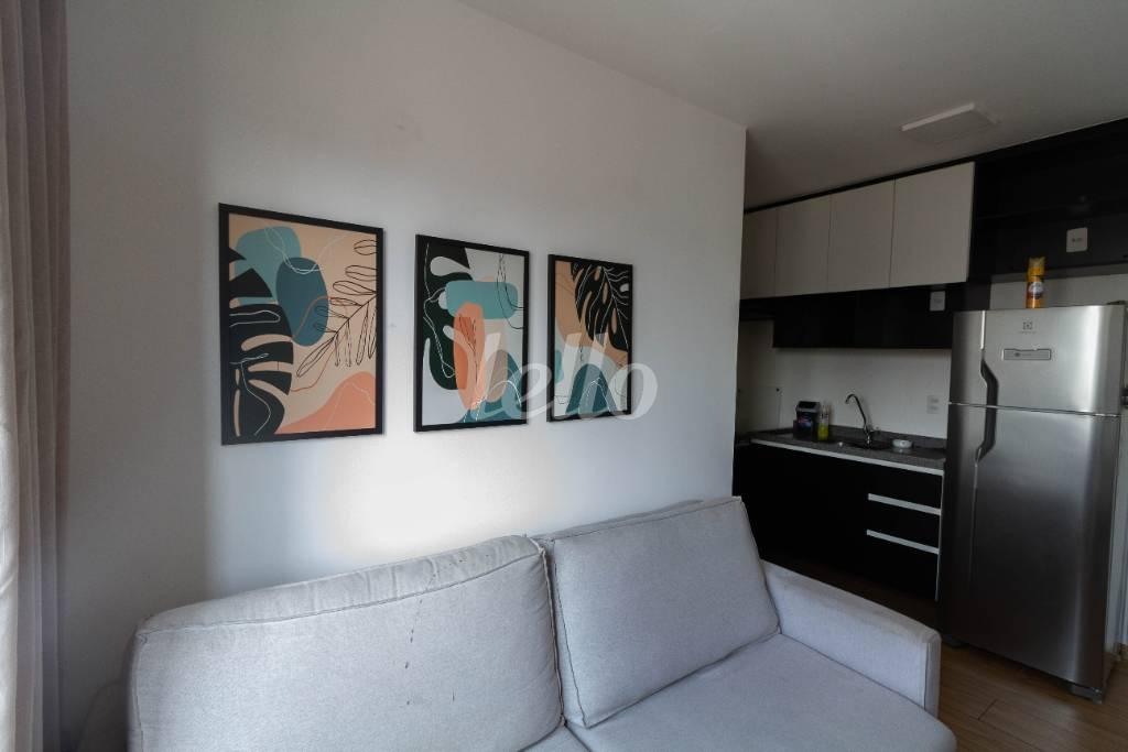 SALA de Apartamento para alugar, Padrão com 37 m², 1 quarto e em Bela Vista - São Paulo