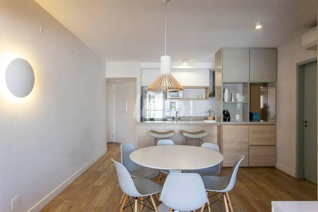 COZINHA de Apartamento para alugar, Padrão com 81 m², 1 quarto e 2 vagas em Itaim Bibi - São Paulo