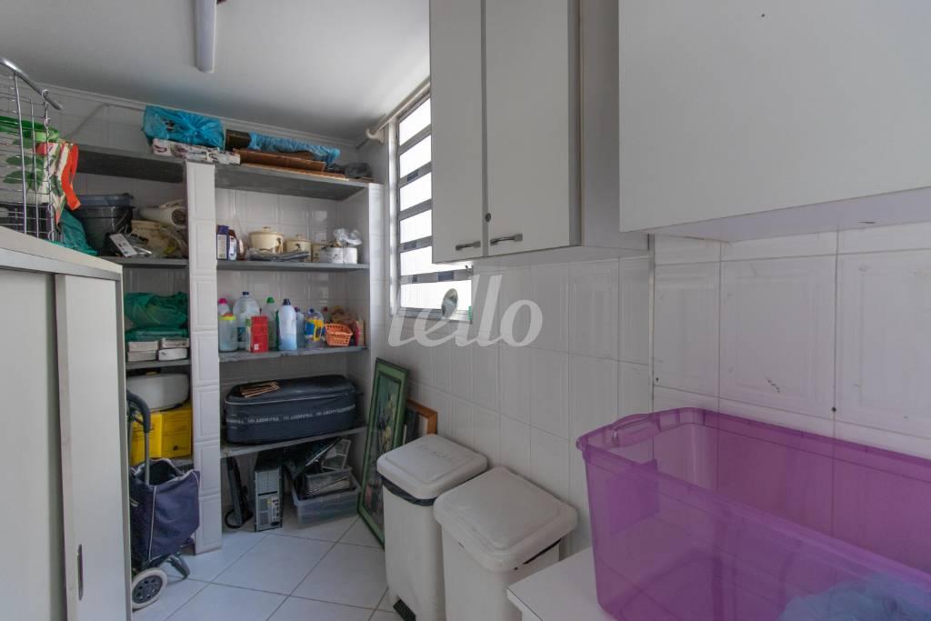 ÁREA DE SERVIÇO de Apartamento à venda, Padrão com 140 m², 3 quartos e 1 vaga em Santana - São Paulo