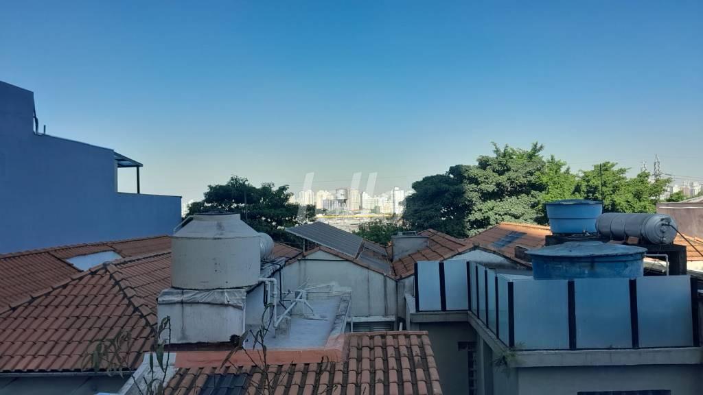 PLACA SOLAR de Casa à venda, sobrado com 235 m², 3 quartos e 1 vaga em Parque da Mooca - São Paulo