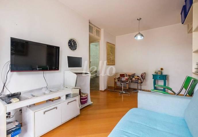 SALA de Apartamento para alugar, Padrão com 42 m², 1 quarto e 1 vaga em Pinheiros - São Paulo