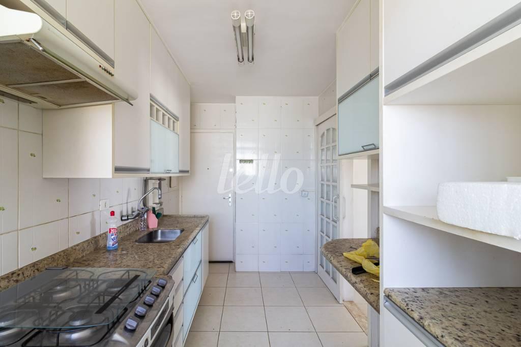 COZINHA de Apartamento para alugar, Padrão com 98 m², 3 quartos e 2 vagas em Bosque da Saúde - São Paulo