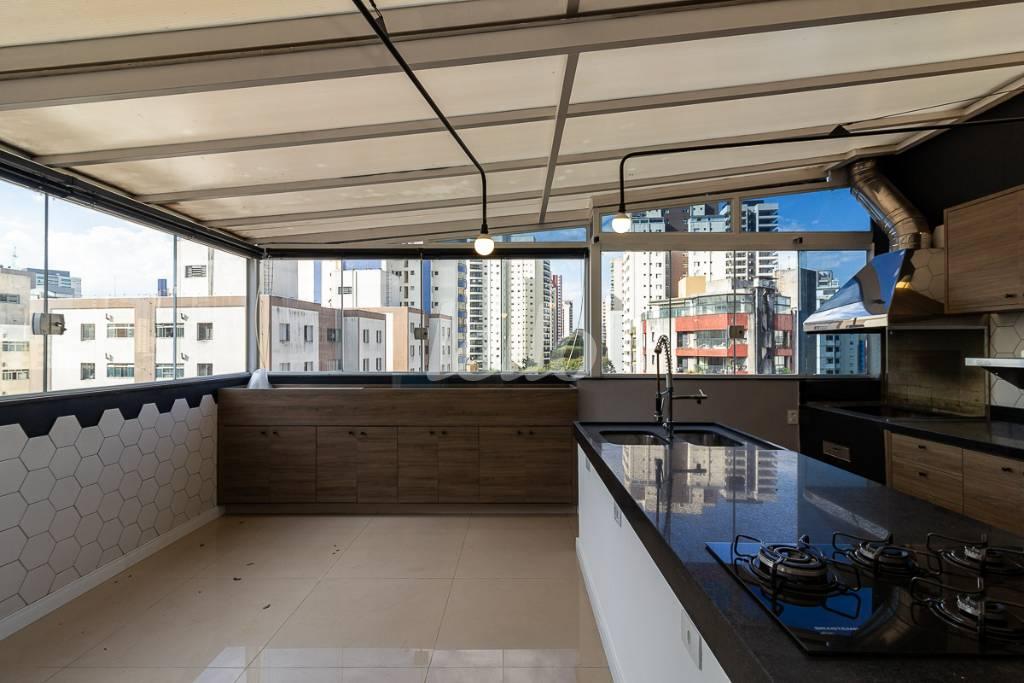 VARANDA COZINHA GOURMET de Apartamento à venda, Padrão com 140 m², 3 quartos e 2 vagas em Vila Mascote - São Paulo