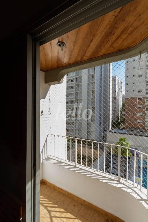 SACADA DA SUÍTE 3 de Apartamento para alugar, Padrão com 208 m², 4 quartos e 2 vagas em Paraíso - São Paulo