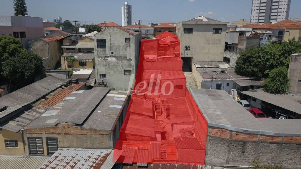 TERRENO de Área / Terreno à venda, Padrão com 500 m², e em Vila Santa Clara - São Paulo