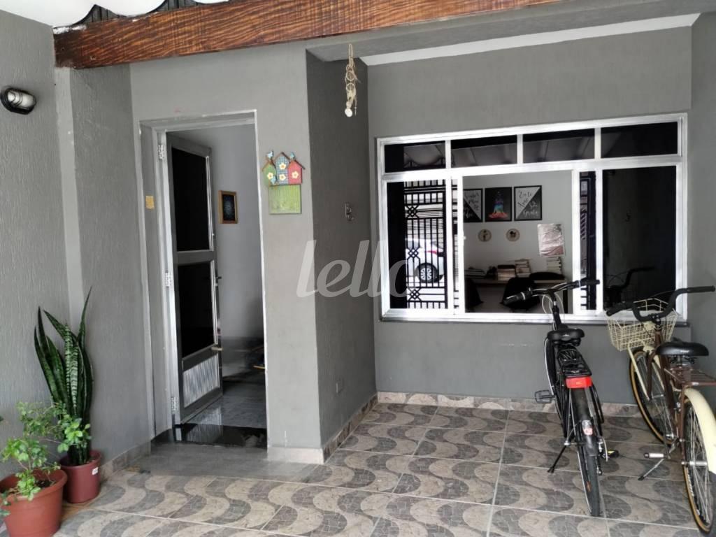 GARAGEM de Casa à venda, sobrado com 180 m², 3 quartos e 1 vaga em Maranhão - São Paulo
