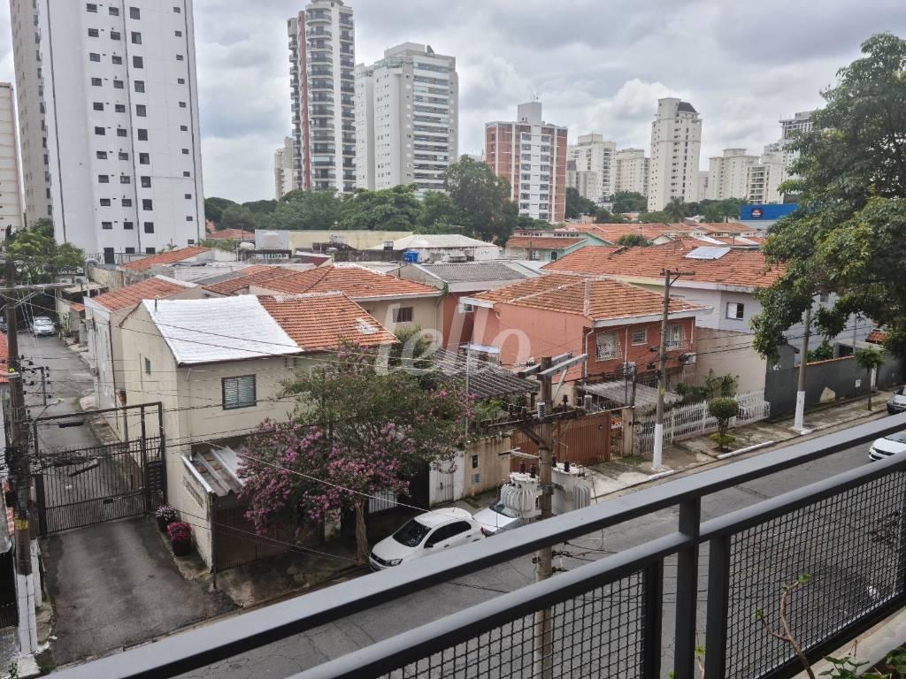 VISTA DA SACADA de Apartamento à venda, Padrão com 140 m², 3 quartos e 2 vagas em Vila Congonhas - São Paulo